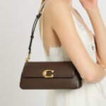 Bolsa Coach Jet Shoulder marrom